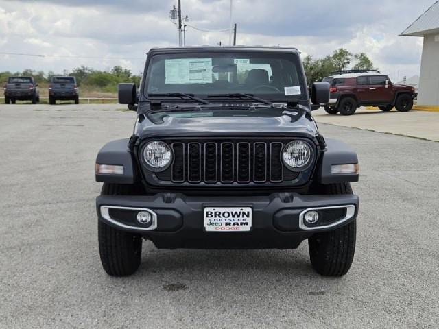 new 2024 Jeep Gladiator car, priced at $35,613