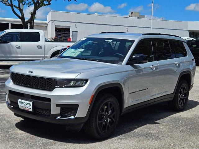 new 2024 Jeep Grand Cherokee L car, priced at $42,427