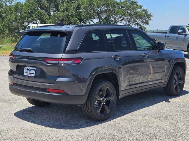 new 2024 Jeep Grand Cherokee car, priced at $43,803