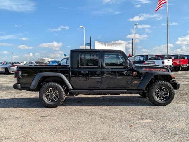 new 2024 Jeep Gladiator car, priced at $50,800