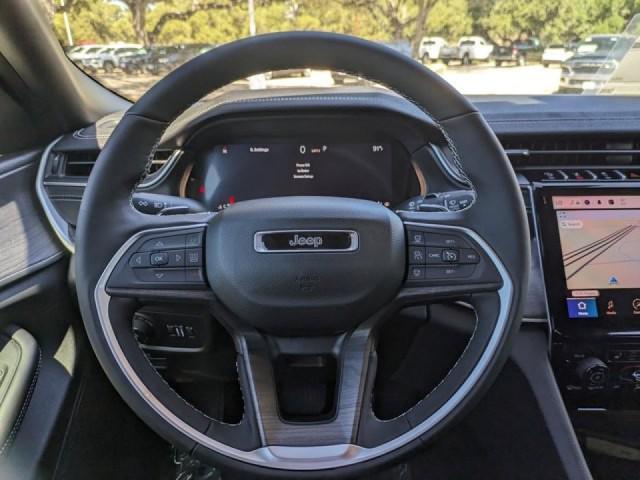 new 2024 Jeep Grand Cherokee car, priced at $44,156