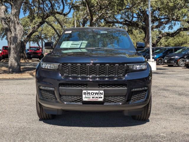 new 2024 Jeep Grand Cherokee L car, priced at $48,286