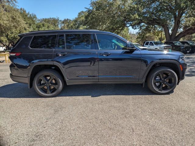 new 2024 Jeep Grand Cherokee L car, priced at $48,286