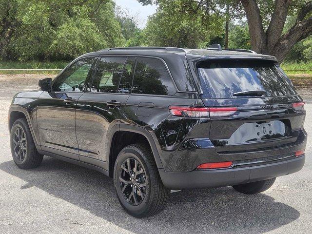 new 2024 Jeep Grand Cherokee car, priced at $40,967