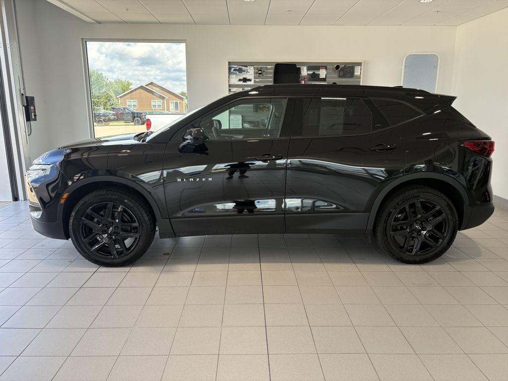 used 2024 Chevrolet Blazer car, priced at $28,996