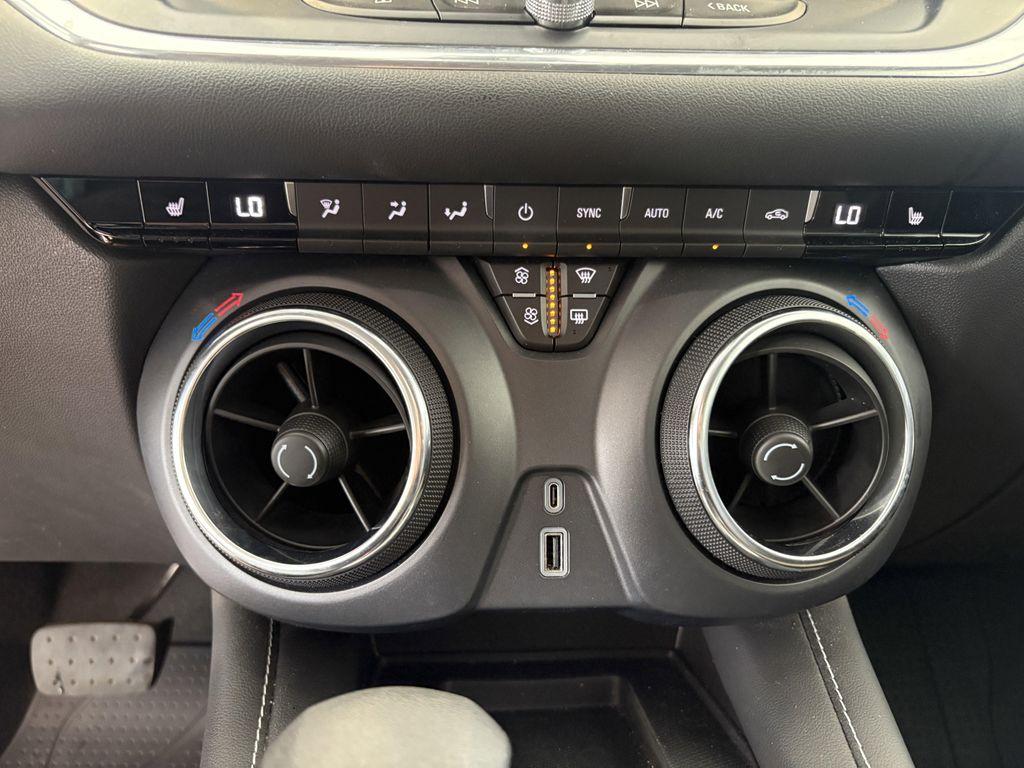 used 2024 Chevrolet Blazer car, priced at $28,996