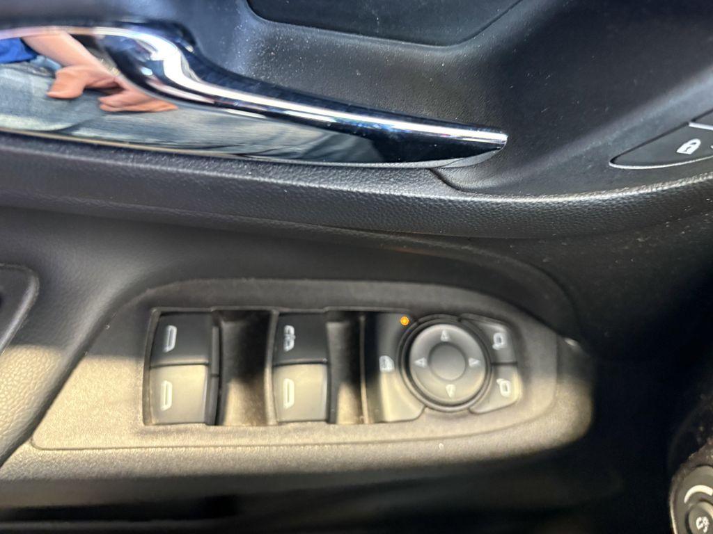 used 2019 Chevrolet Equinox car, priced at $13,444