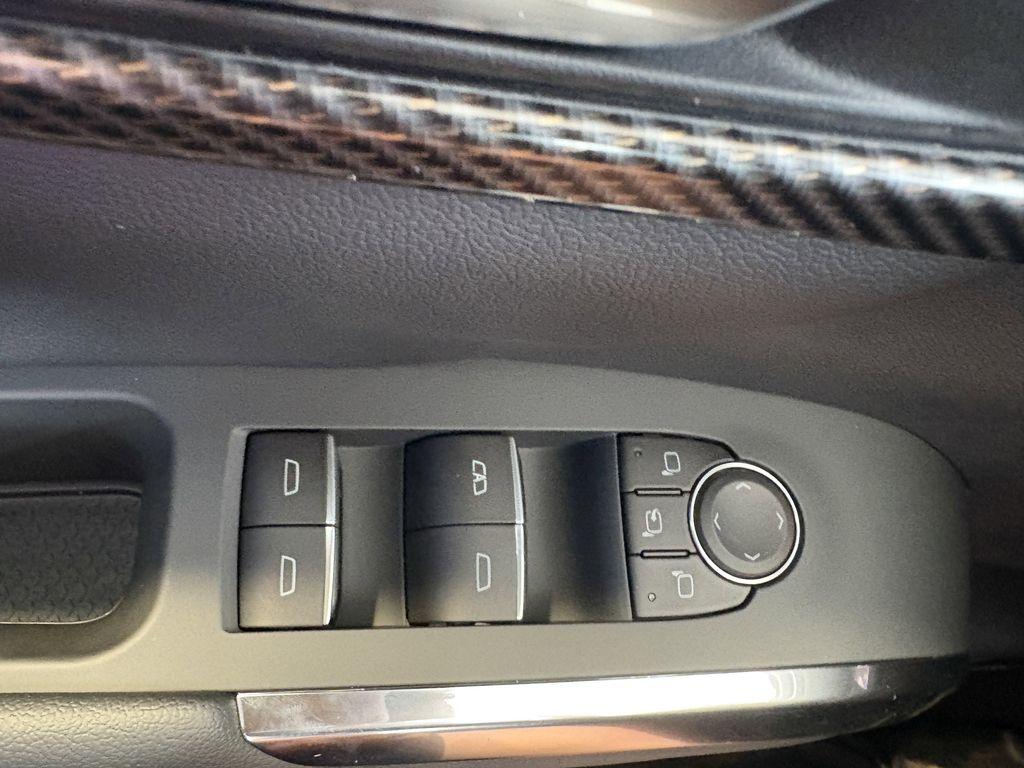 new 2026 Chevrolet Traverse car, priced at $60,920