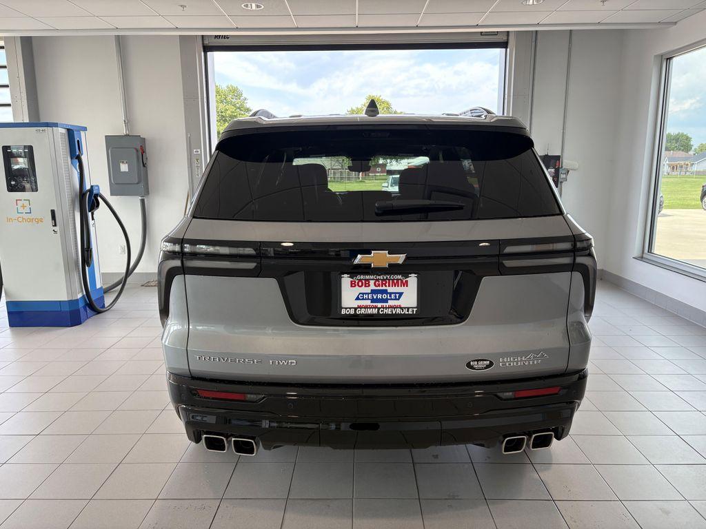 new 2026 Chevrolet Traverse car, priced at $60,920