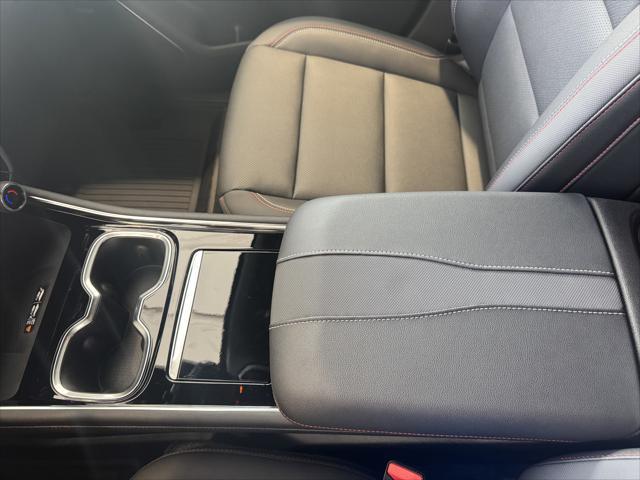 new 2025 Chevrolet Traverse car, priced at $56,070