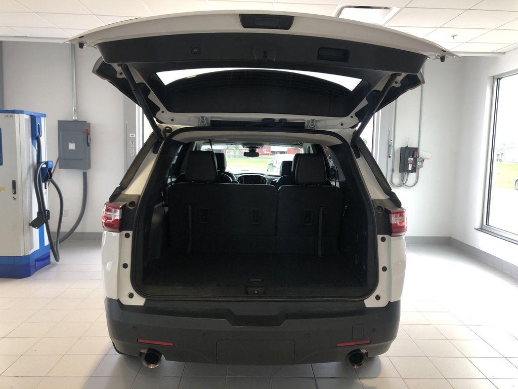 used 2019 Chevrolet Traverse car, priced at $18,488