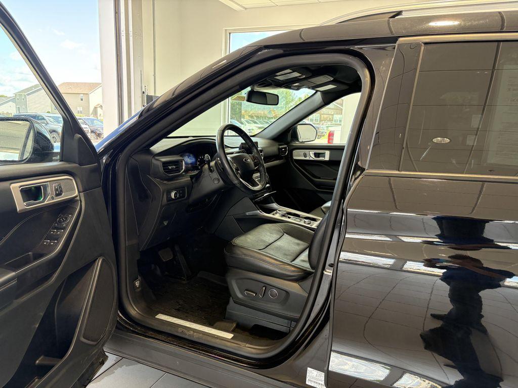used 2020 Ford Explorer car, priced at $24,996