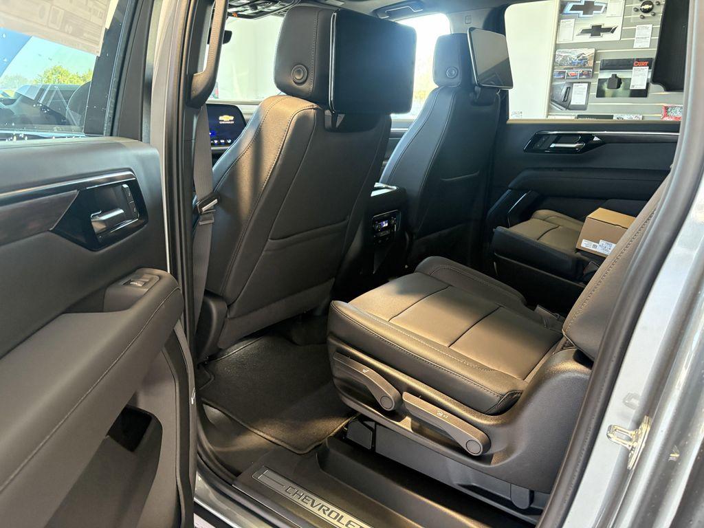 new 2026 Chevrolet Suburban car, priced at $81,705