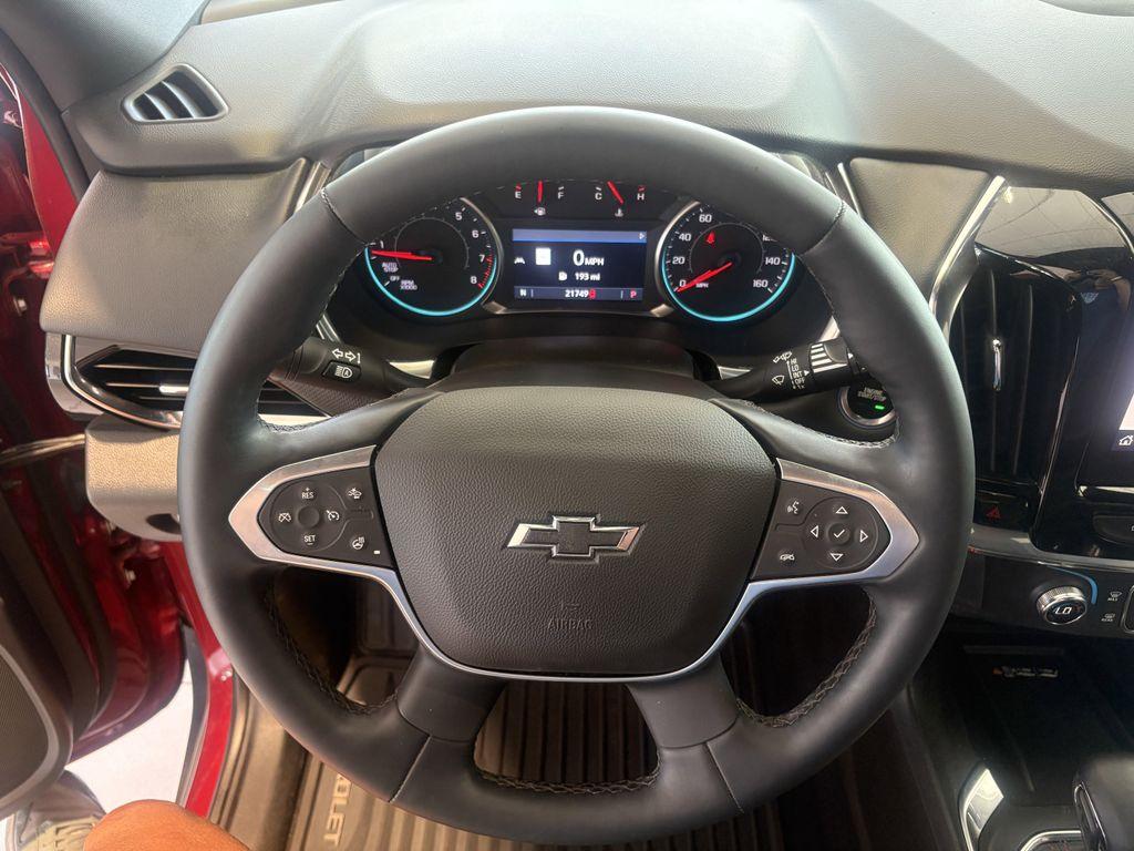 used 2023 Chevrolet Traverse car, priced at $41,996