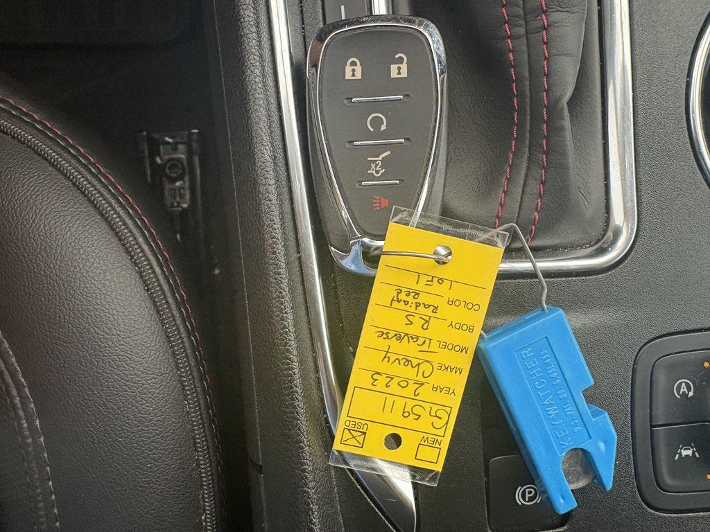 used 2023 Chevrolet Traverse car, priced at $36,988