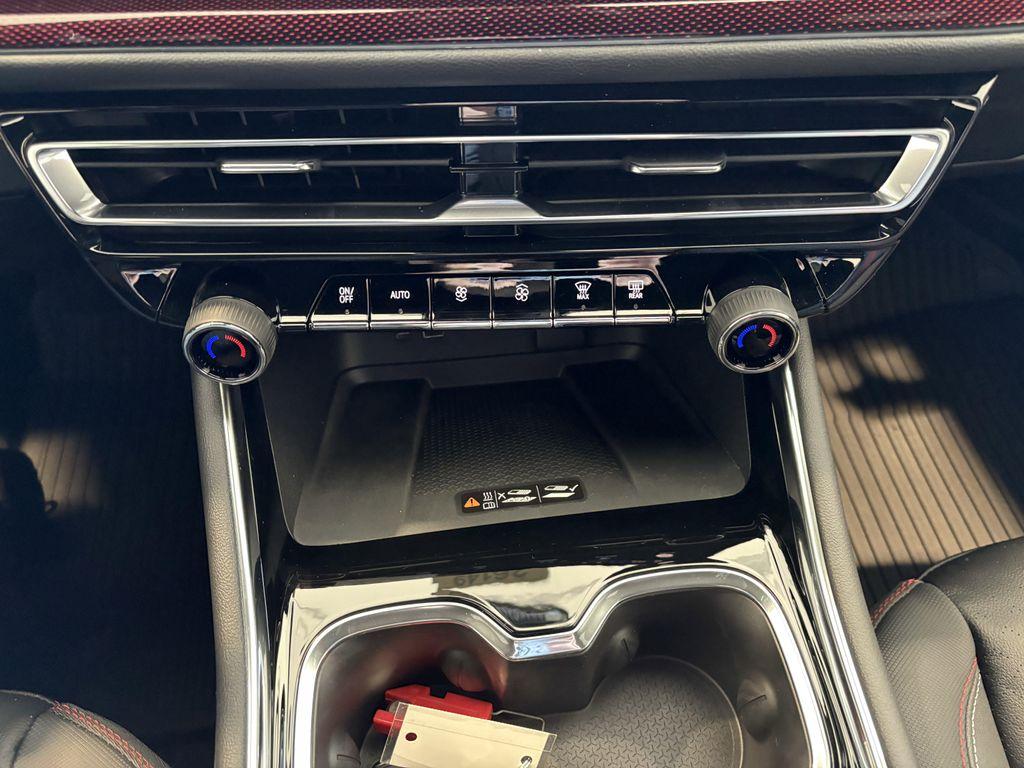 new 2026 Chevrolet Traverse car, priced at $59,611