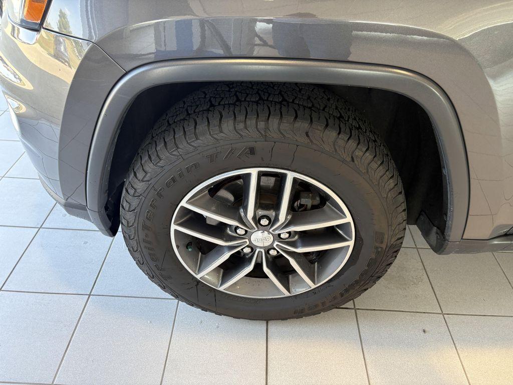 used 2018 Jeep Grand Cherokee car, priced at $16,888