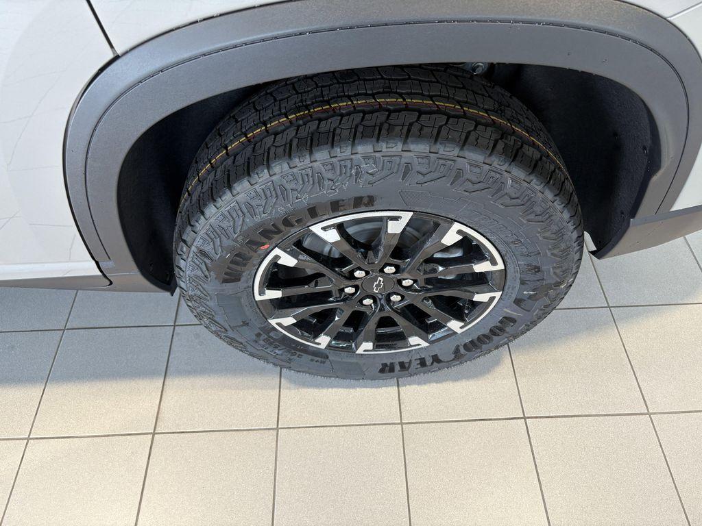 new 2026 Chevrolet Traverse car, priced at $51,712