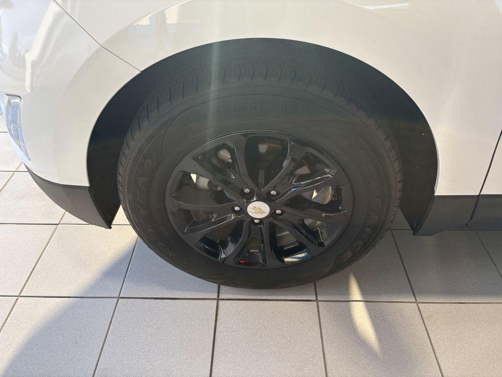 used 2021 Chevrolet Equinox car, priced at $18,388