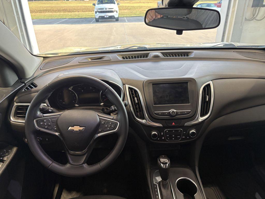 used 2021 Chevrolet Equinox car, priced at $18,388