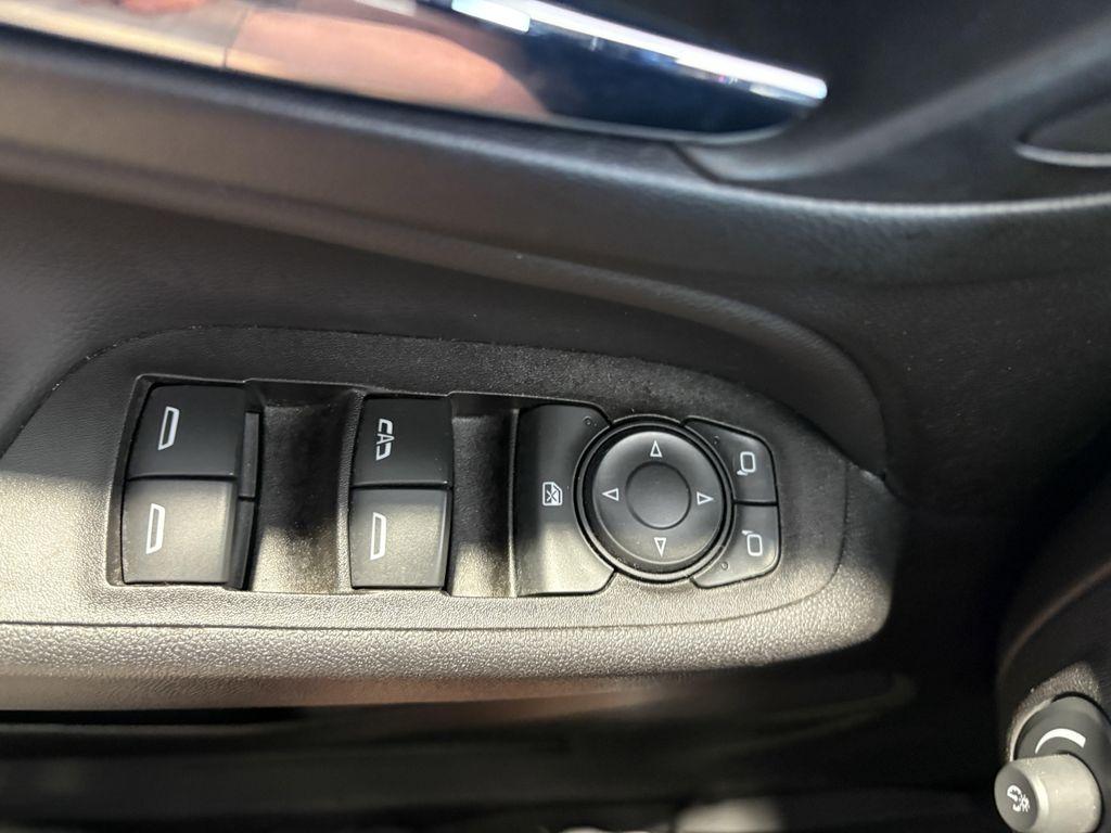 used 2021 Chevrolet Equinox car, priced at $18,388