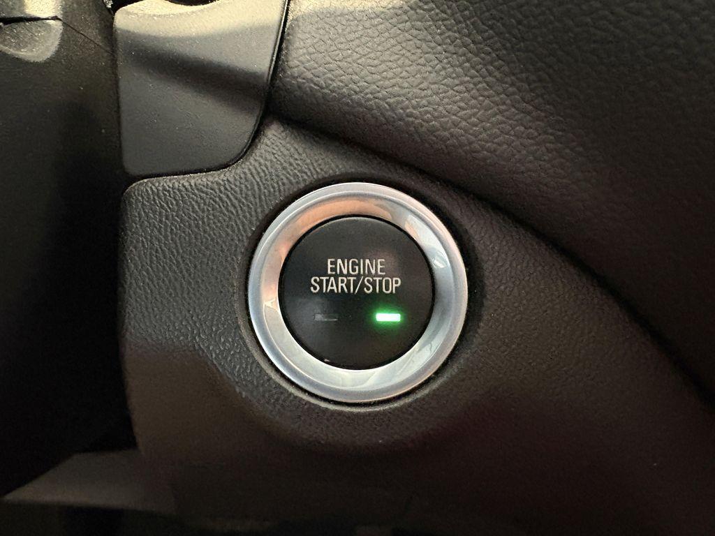 used 2021 Chevrolet Equinox car, priced at $18,388