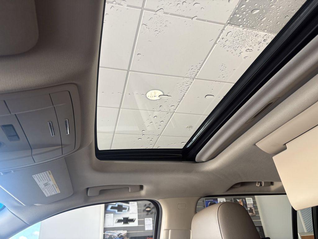 used 2019 GMC Yukon XL car, priced at $29,796