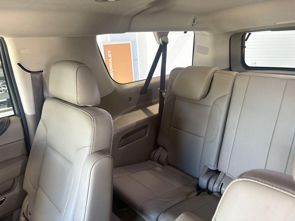 used 2019 GMC Yukon XL car, priced at $29,796