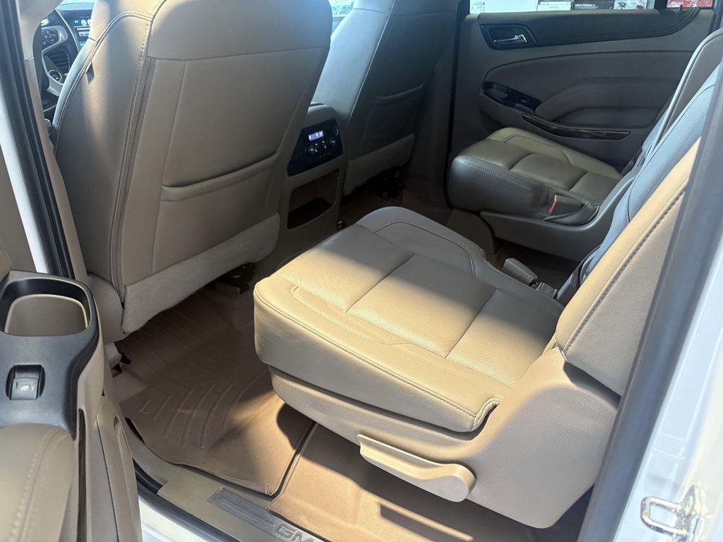 used 2019 GMC Yukon XL car, priced at $29,796
