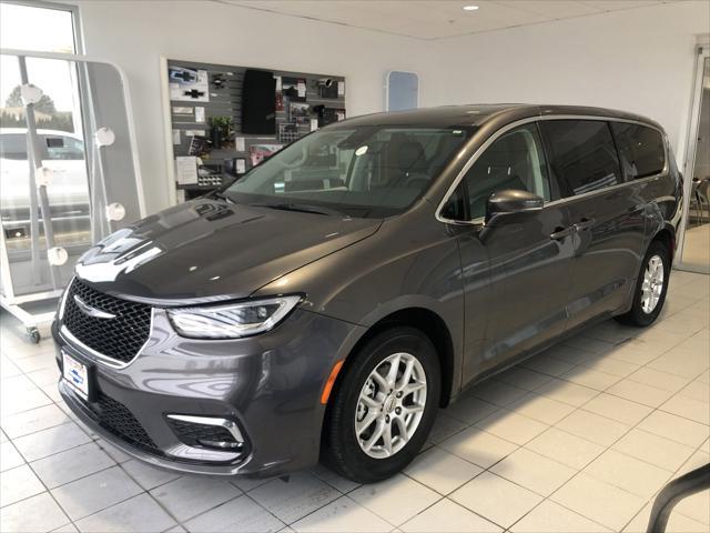 used 2023 Chrysler Pacifica car, priced at $28,488