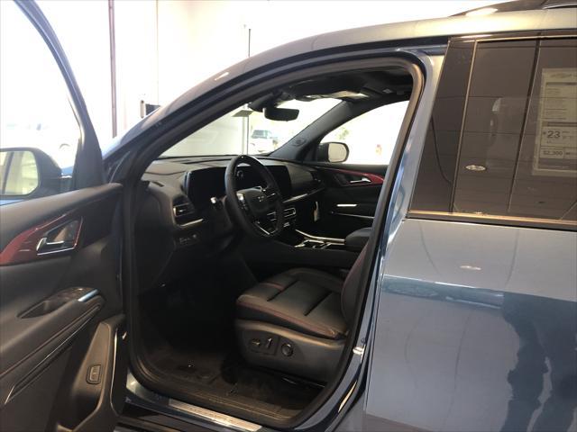 new 2025 Chevrolet Traverse car, priced at $57,445