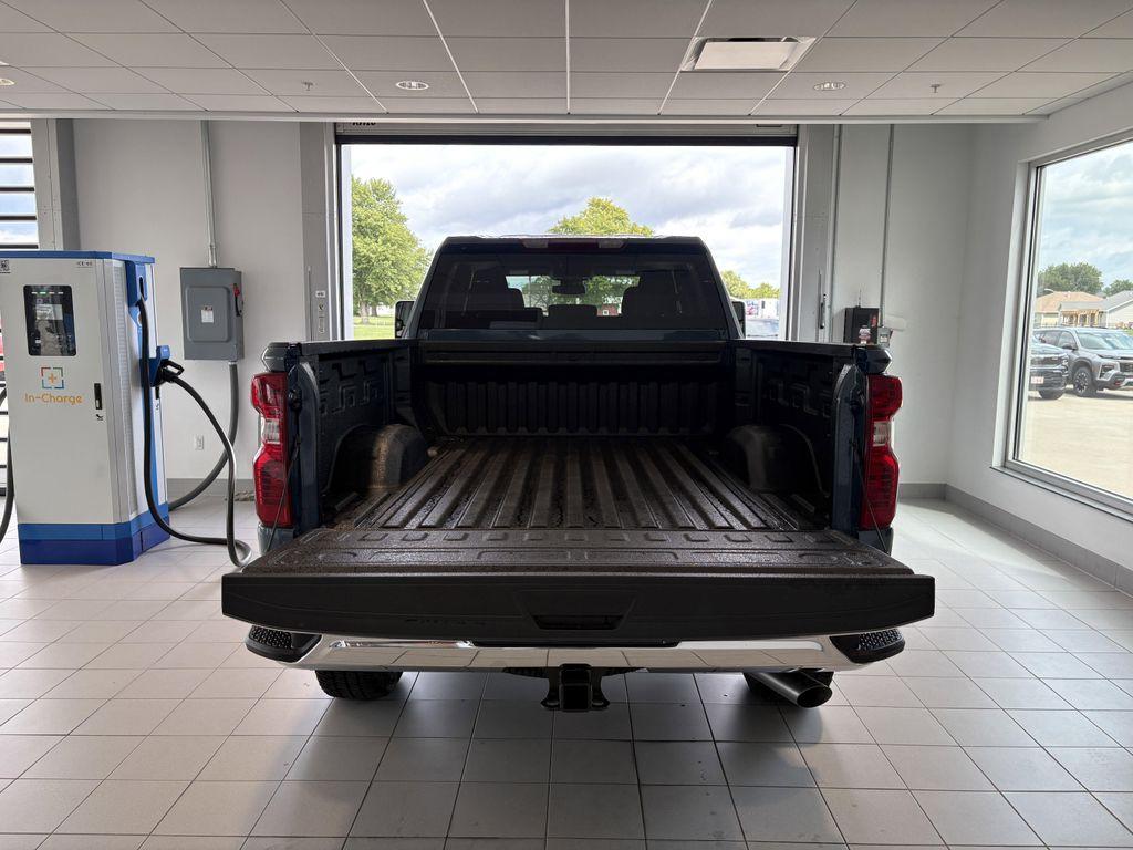 new 2025 Chevrolet Silverado 2500 car, priced at $56,000