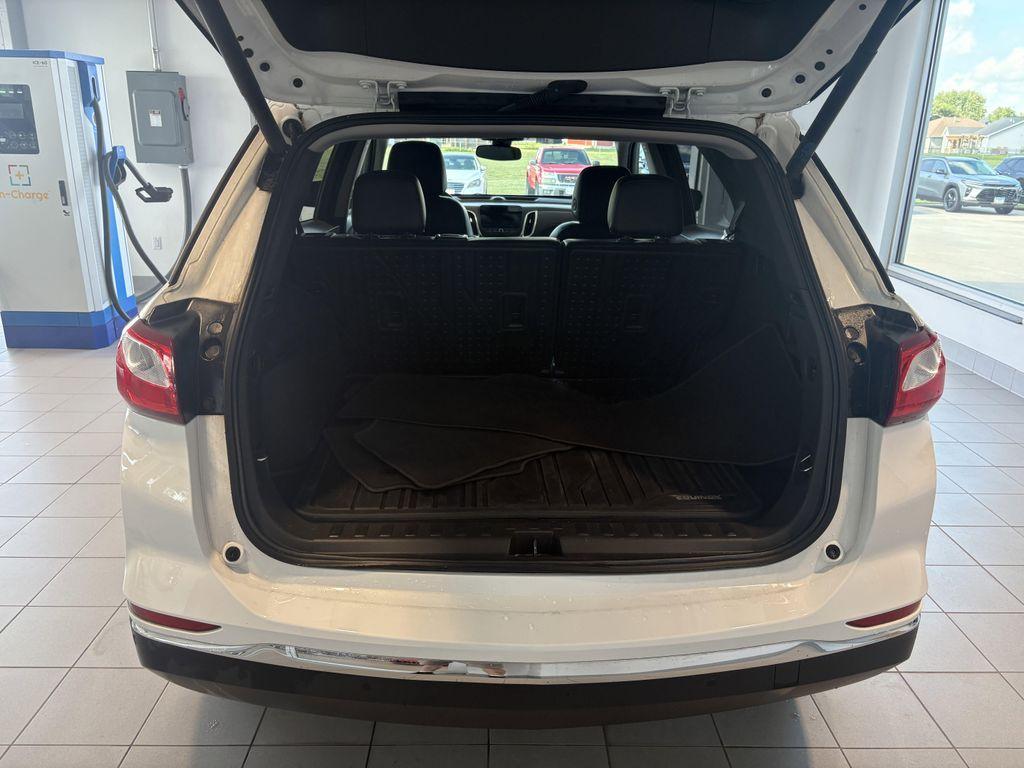 used 2021 Chevrolet Equinox car, priced at $21,896