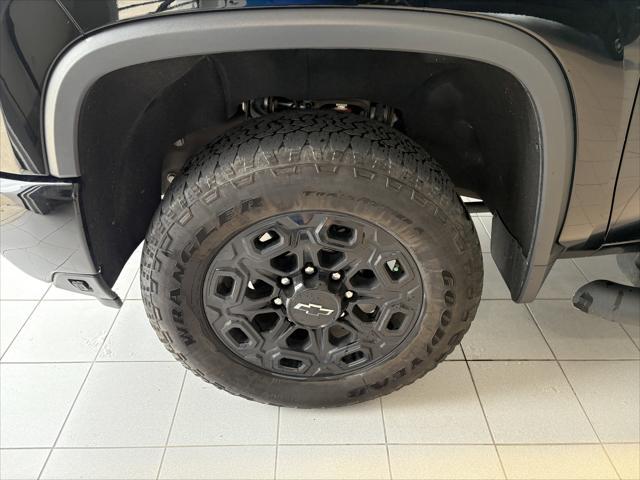 used 2024 Chevrolet Silverado 2500 car, priced at $52,996
