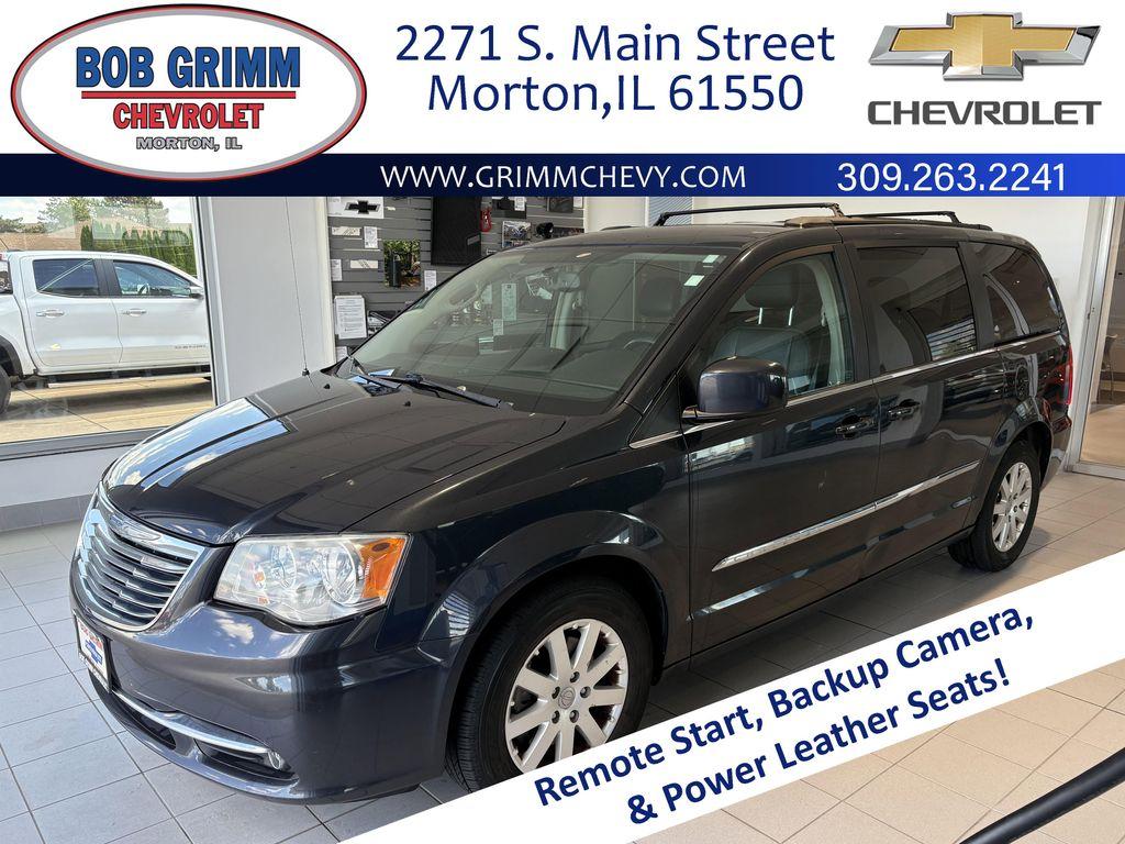 used 2014 Chrysler Town & Country car, priced at $8,996