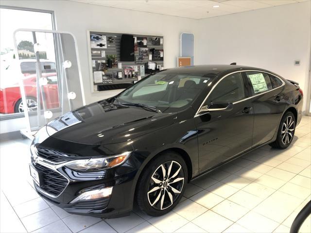 new 2025 Chevrolet Malibu car, priced at $28,495