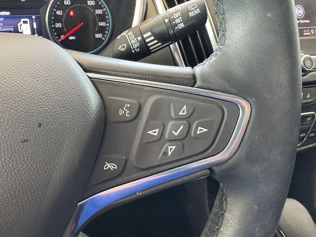 used 2024 Chevrolet Equinox car, priced at $25,688