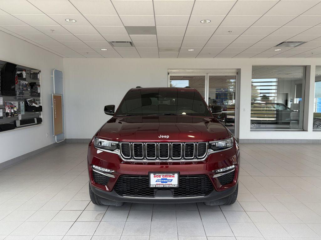 used 2024 Jeep Grand Cherokee car, priced at $39,488
