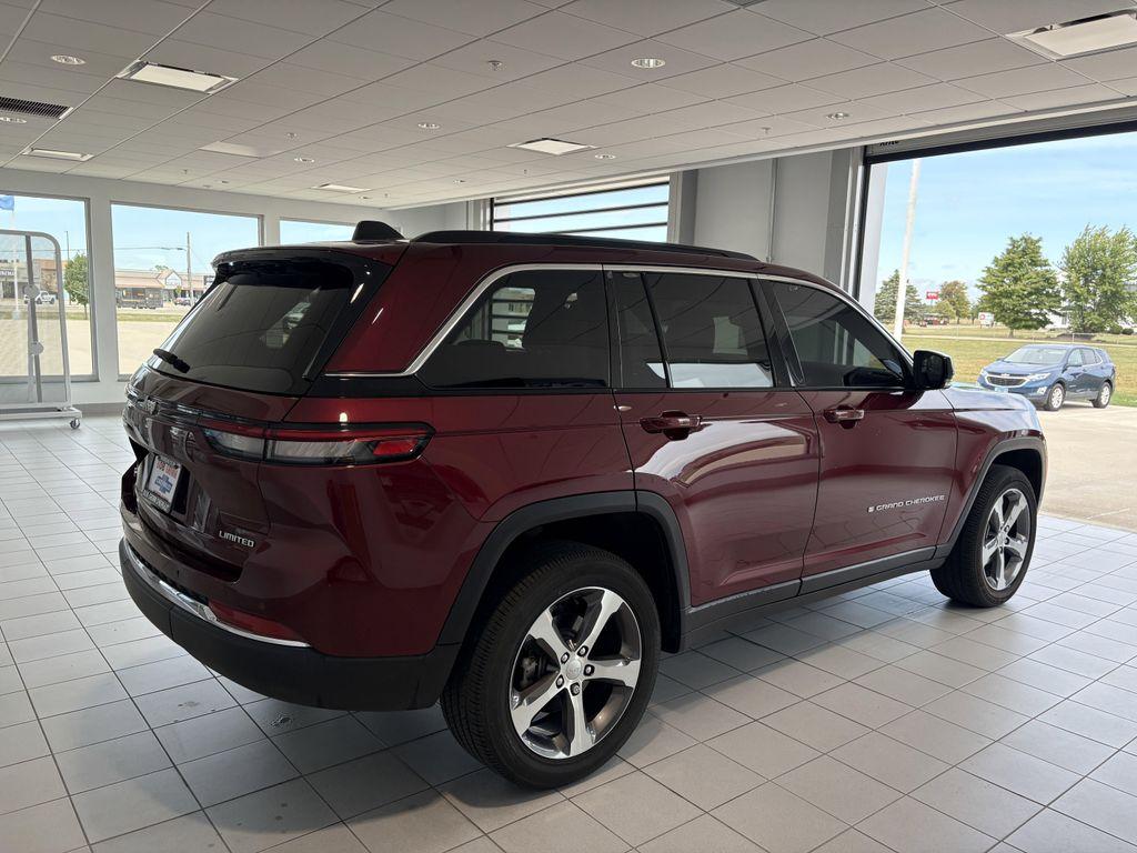 used 2024 Jeep Grand Cherokee car, priced at $39,488