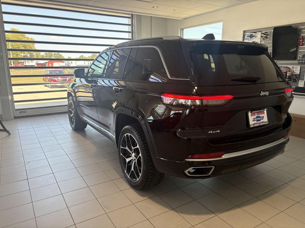 used 2022 Jeep Grand Cherokee car, priced at $39,888