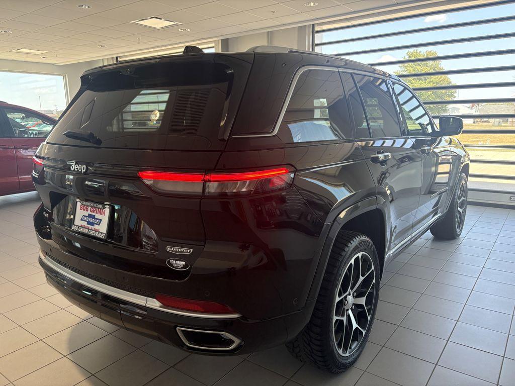used 2022 Jeep Grand Cherokee car, priced at $39,888