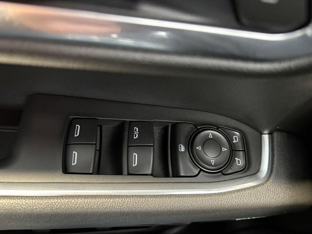 new 2025 Chevrolet Silverado 1500 car, priced at $61,720