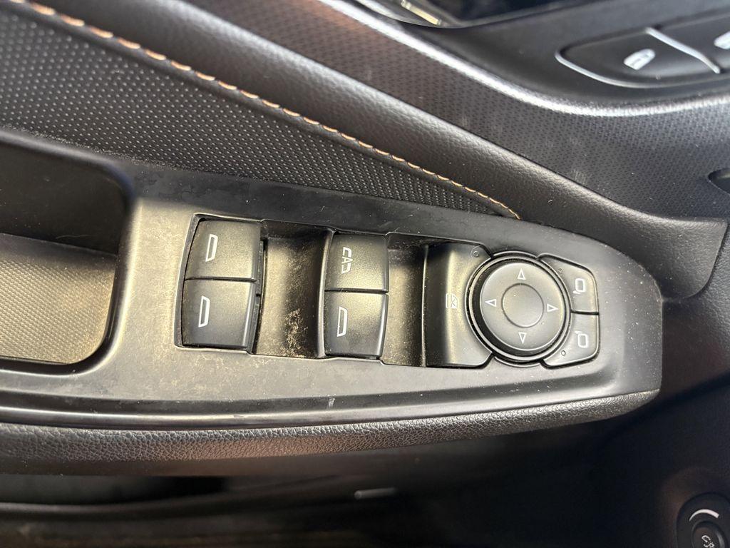 used 2020 Chevrolet Traverse car, priced at $26,988