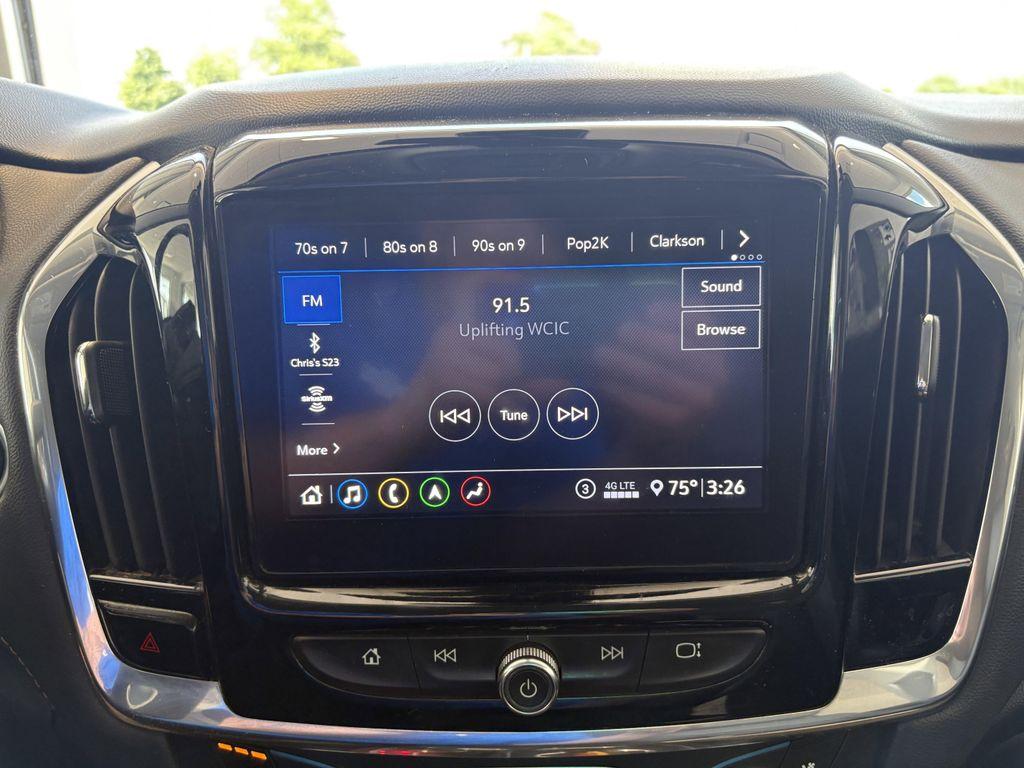used 2020 Chevrolet Traverse car, priced at $26,988
