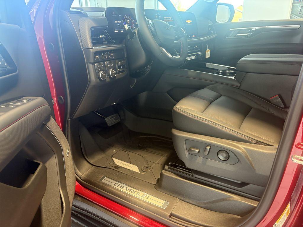 new 2026 Chevrolet Suburban car, priced at $78,042