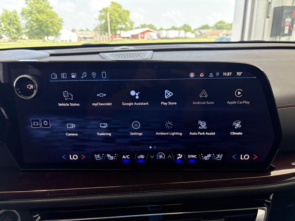 new 2026 Chevrolet Traverse car, priced at $61,220