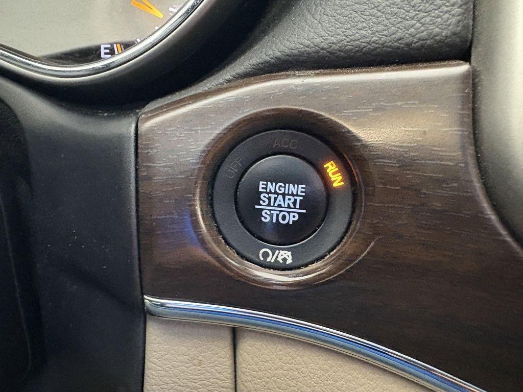 used 2017 Jeep Grand Cherokee car, priced at $14,588