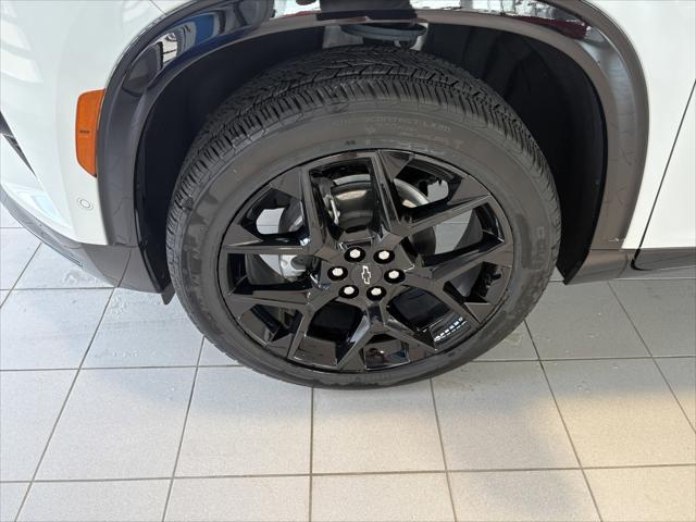 used 2024 Chevrolet Traverse car, priced at $52,996