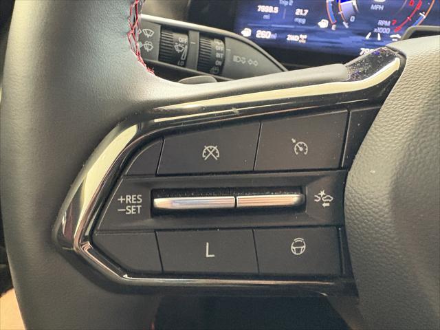 used 2024 Chevrolet Traverse car, priced at $52,996