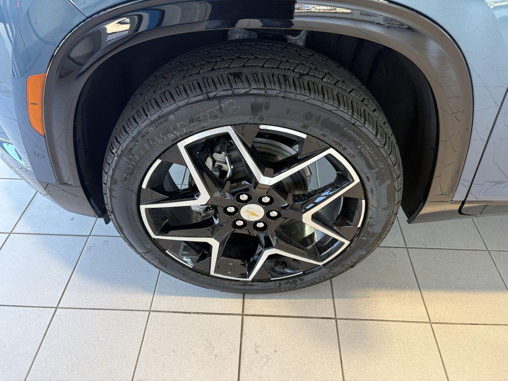 new 2026 Chevrolet Traverse car, priced at $54,760